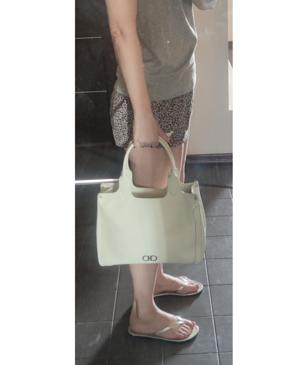 FERRAGAMO Бежевая сумка тоут из искусственной кожи, фото 5