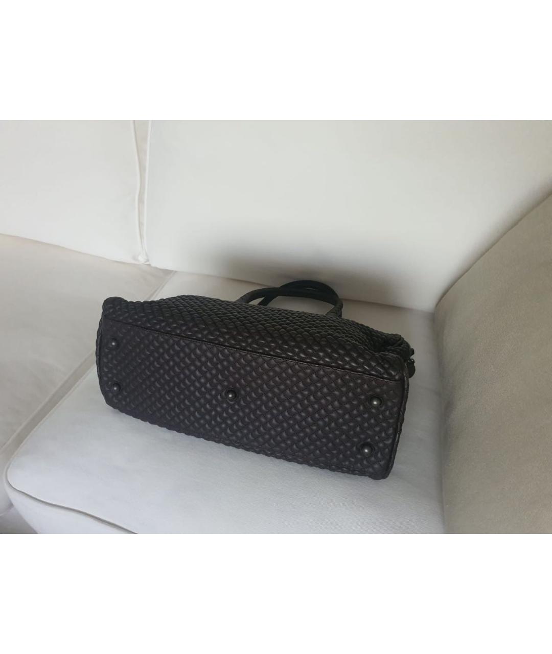 BOTTEGA VENETA Коричневая кожаная сумка с короткими ручками, фото 3