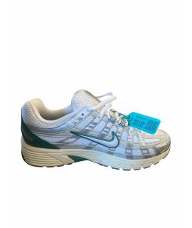NIKE Низкие кроссовки / кеды