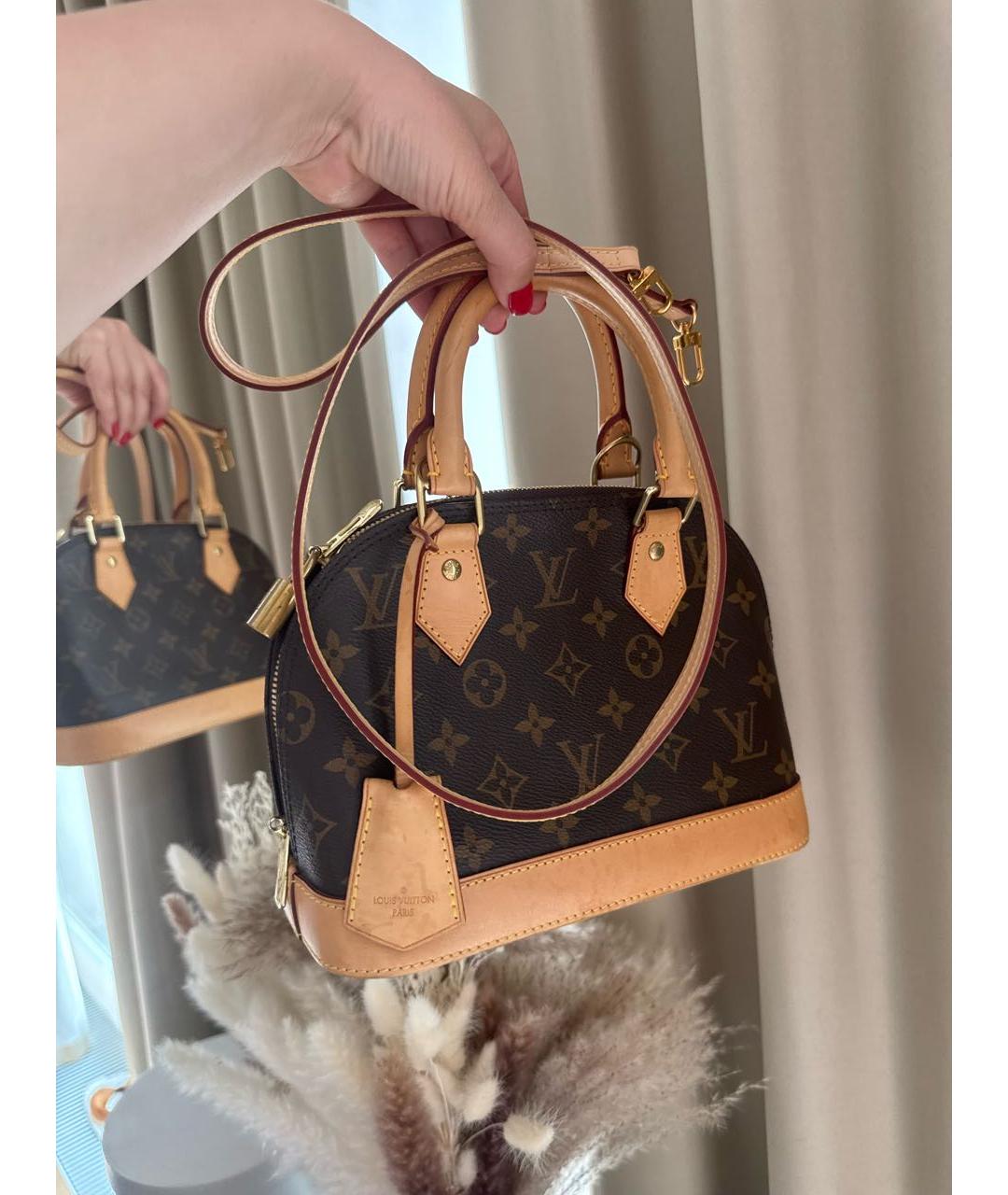 LOUIS VUITTON Коричневая кожаная сумка с короткими ручками, фото 2