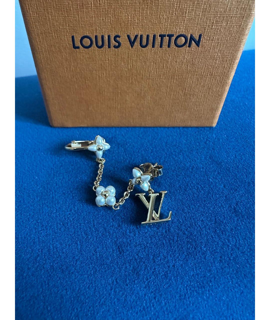 LOUIS VUITTON Золотые металлические серьги, фото 2