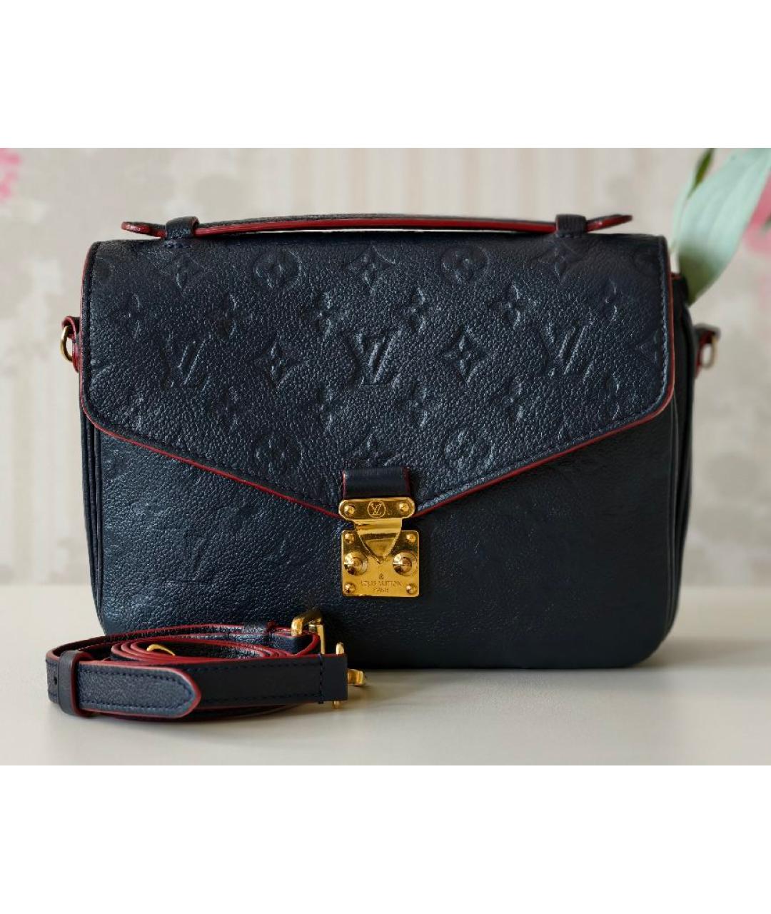 LOUIS VUITTON Темно-синяя кожаная сумка с короткими ручками, фото 9