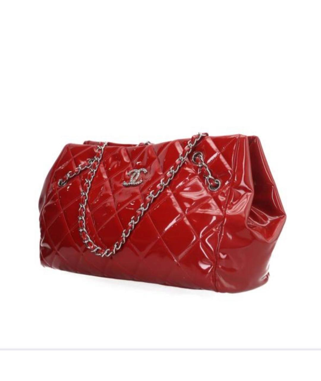 CHANEL Красная сумка тоут из лакированной кожи, фото 2