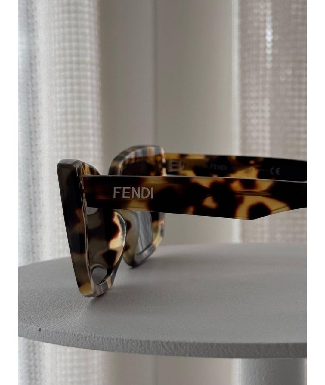 FENDI Коричневые пластиковые солнцезащитные очки, фото 3