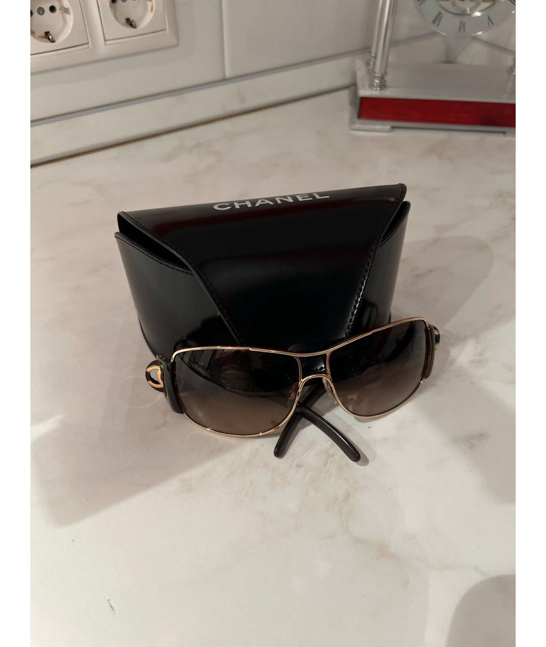 CHANEL Черные пластиковые солнцезащитные очки, фото 4