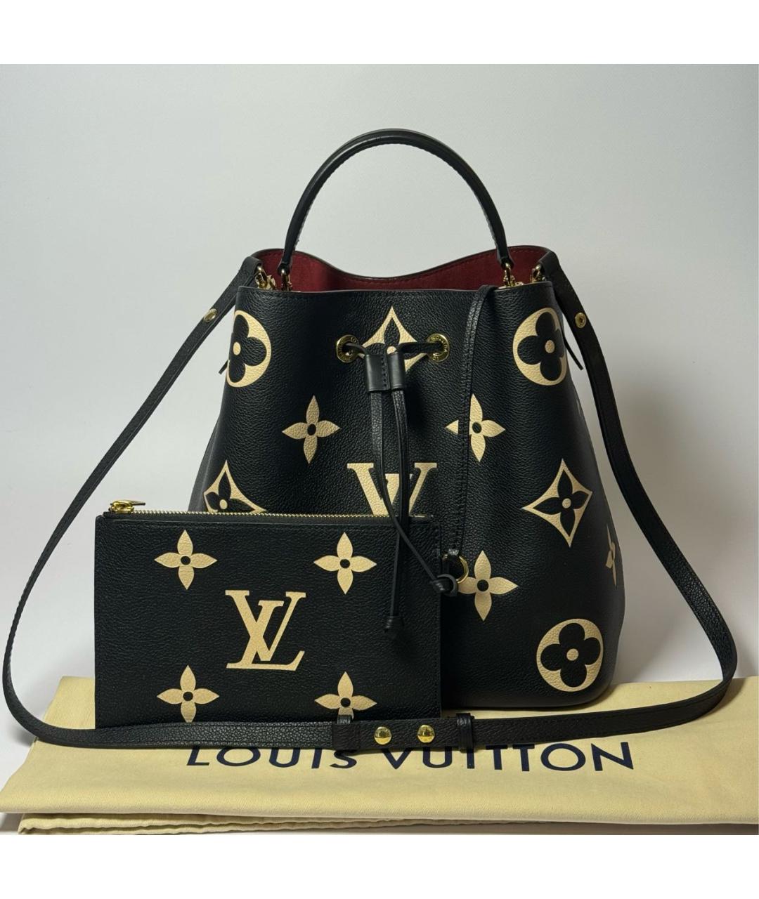 LOUIS VUITTON Черная кожаная сумка через плечо, фото 9