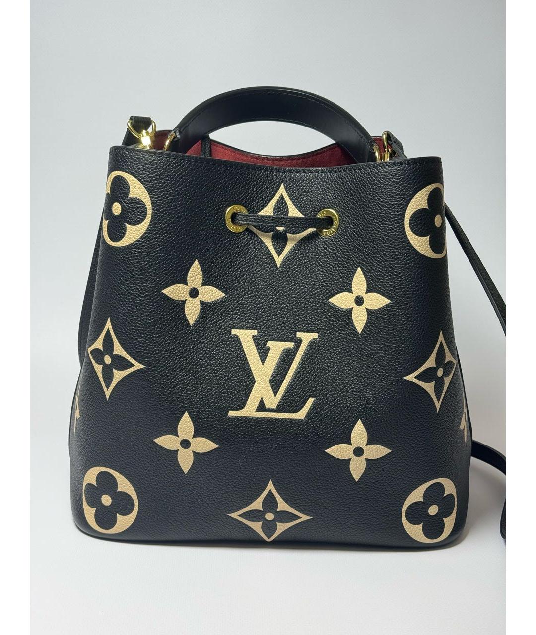 LOUIS VUITTON Черная кожаная сумка через плечо, фото 3