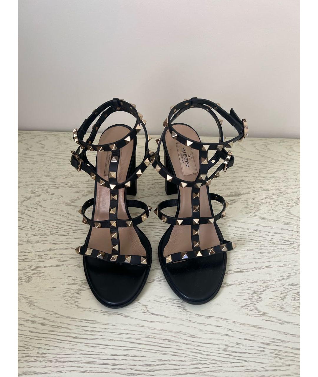 VALENTINO Черные кожаные босоножки, фото 2