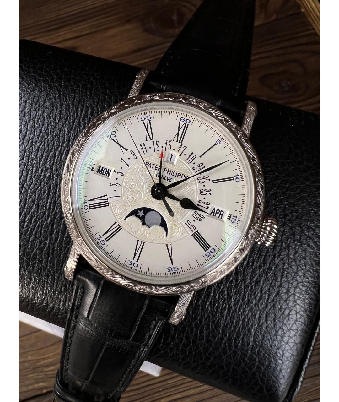PATEK PHILIPPE Часы из белого золота, фото 2