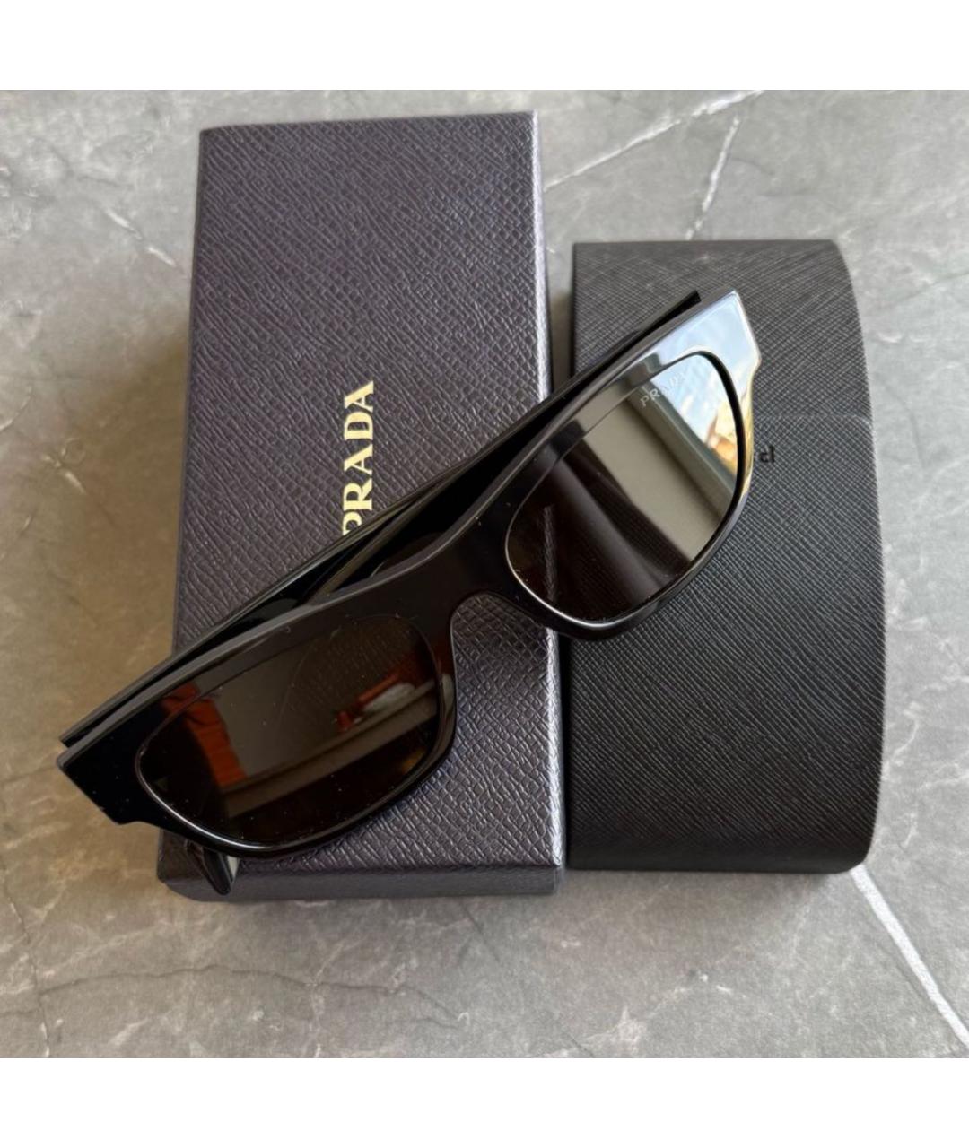 PRADA Черные пластиковые солнцезащитные очки, фото 6