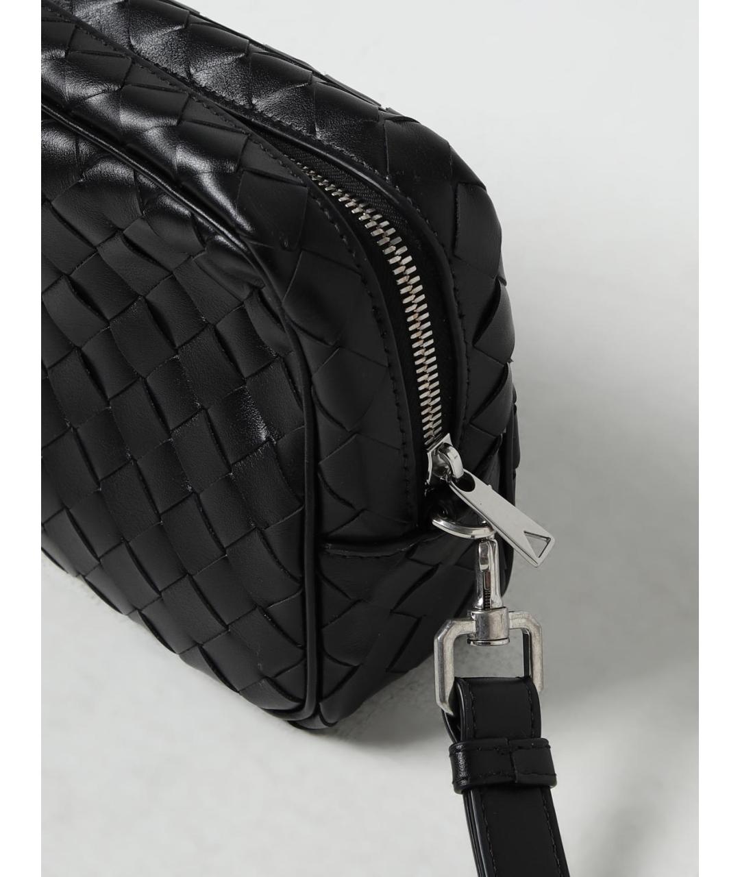 BOTTEGA VENETA Черная кожаная барсетка, фото 3