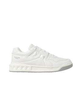 VALENTINO Низкие кроссовки / кеды