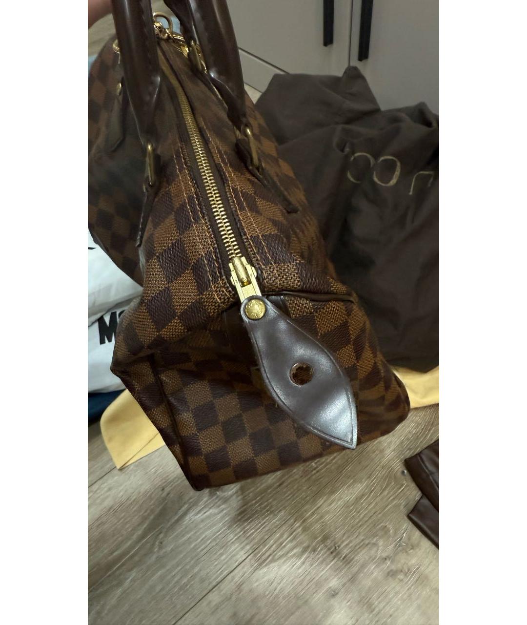 LOUIS VUITTON Коричневая кожаная сумка с короткими ручками, фото 6
