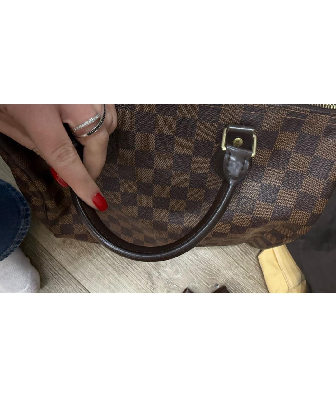 LOUIS VUITTON Коричневая кожаная сумка с короткими ручками, фото 7