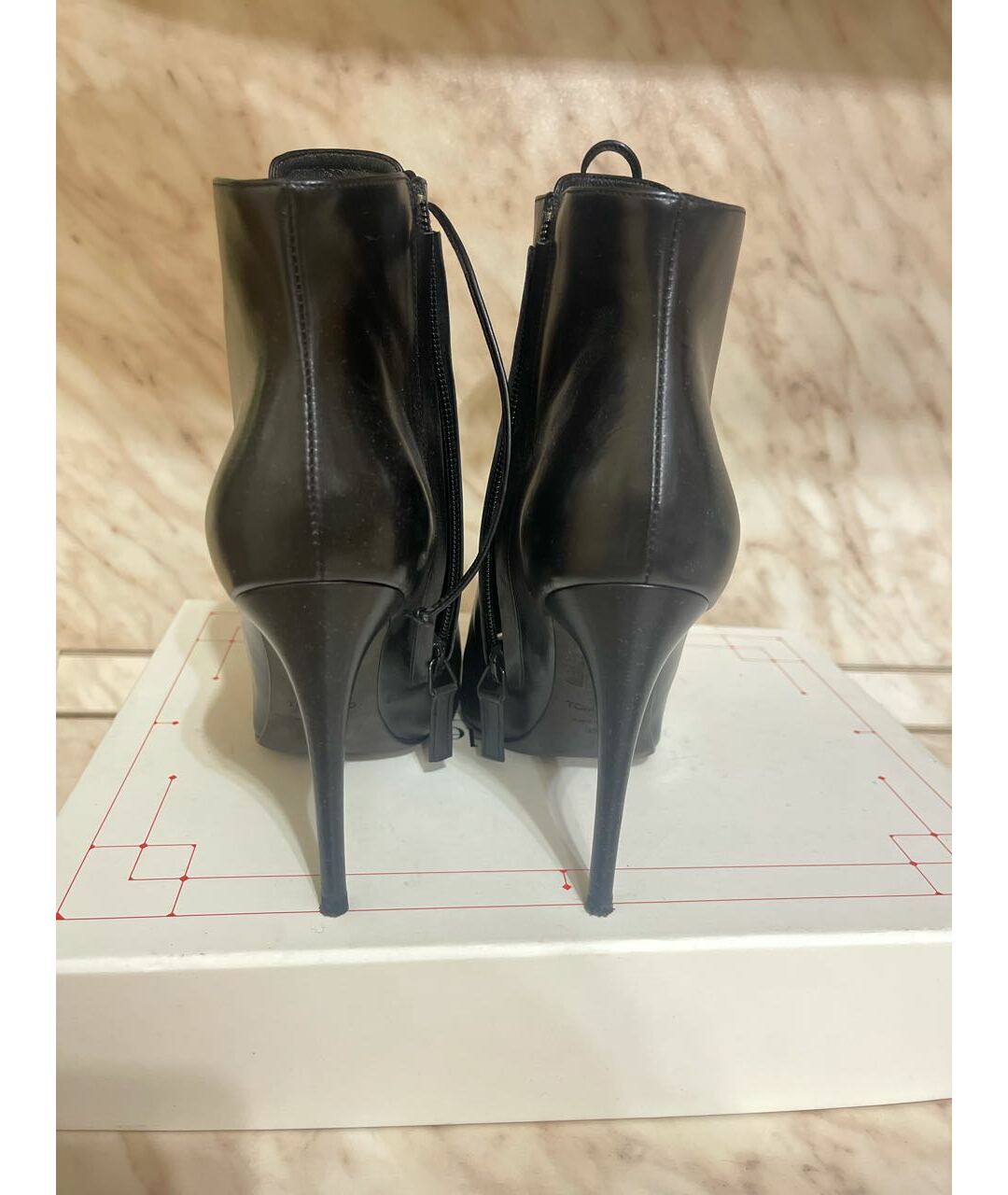 TOM FORD Черные кожаные ботильоны, фото 4