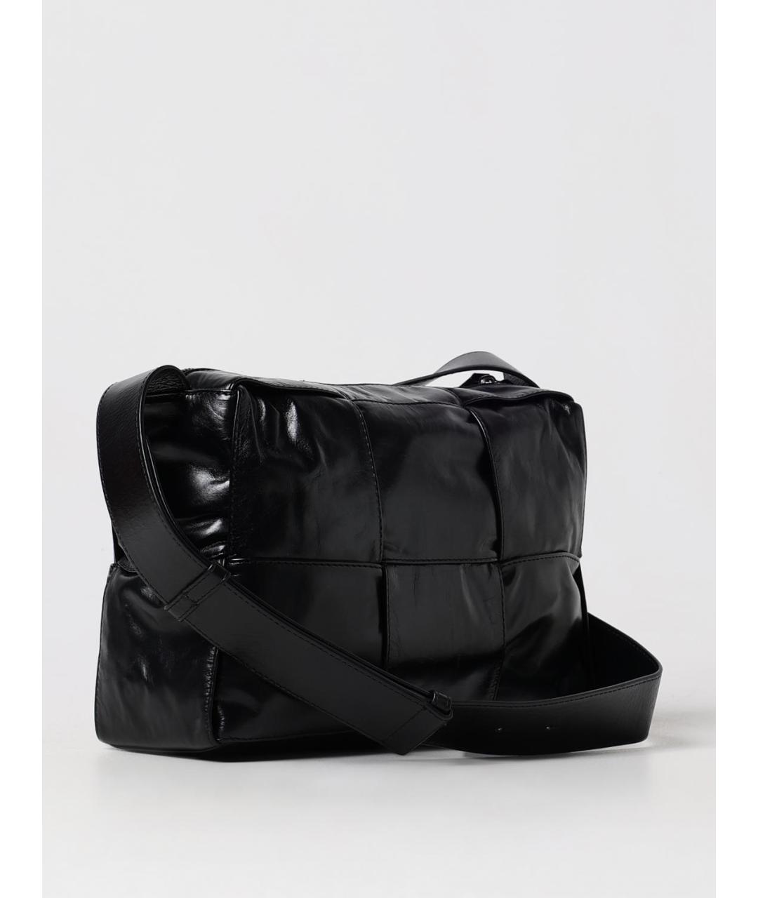 BOTTEGA VENETA Черная кожаная сумка на плечо, фото 3