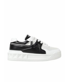 VALENTINO Низкие кроссовки / кеды
