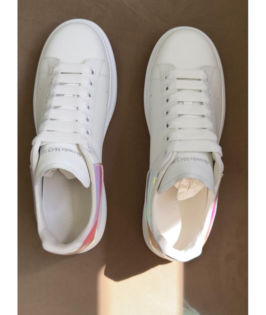 MCQ ALEXANDER MCQUEEN Белые кожаные низкие кроссовки / кеды, фото 3