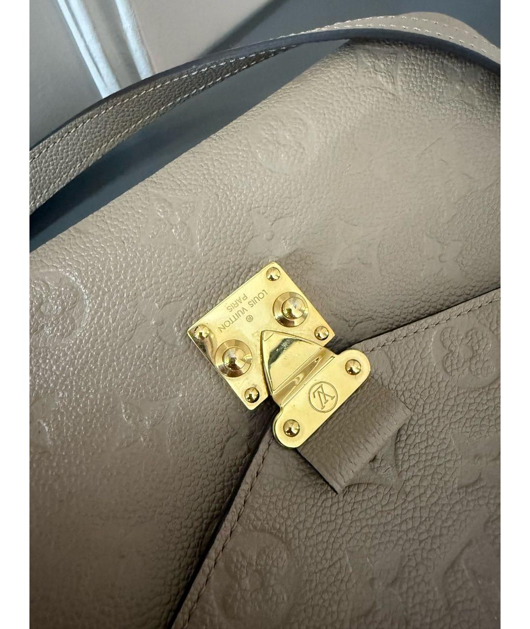 LOUIS VUITTON Бежевая кожаная сумка через плечо, фото 5