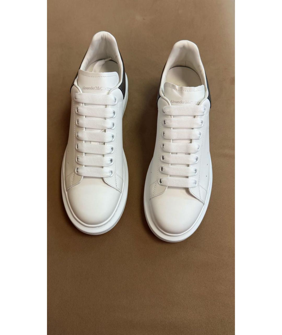 ALEXANDER MCQUEEN Белые кожаные кроссовки, фото 2