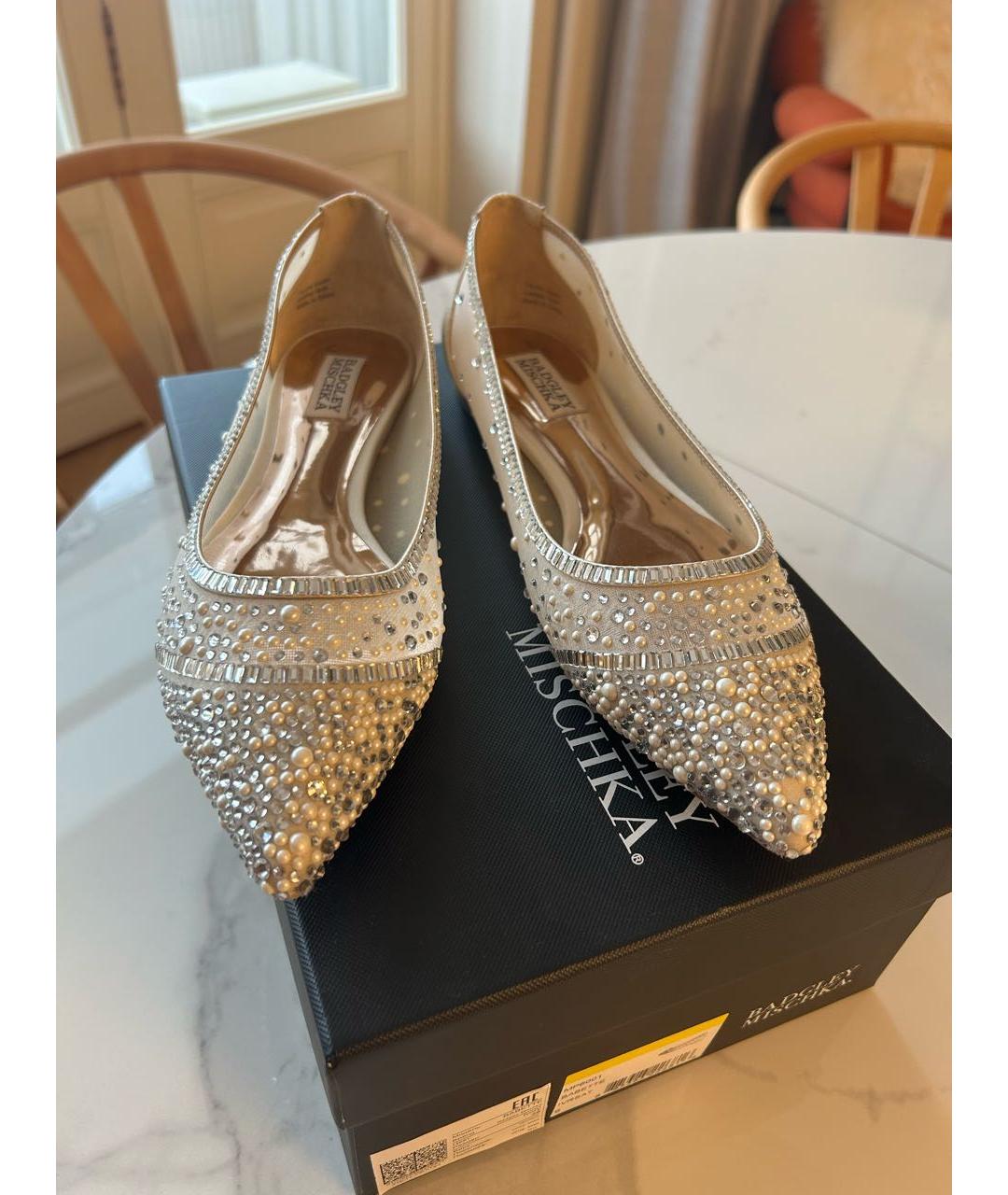 BADGLEY MISCHKA Белые балетки, фото 2