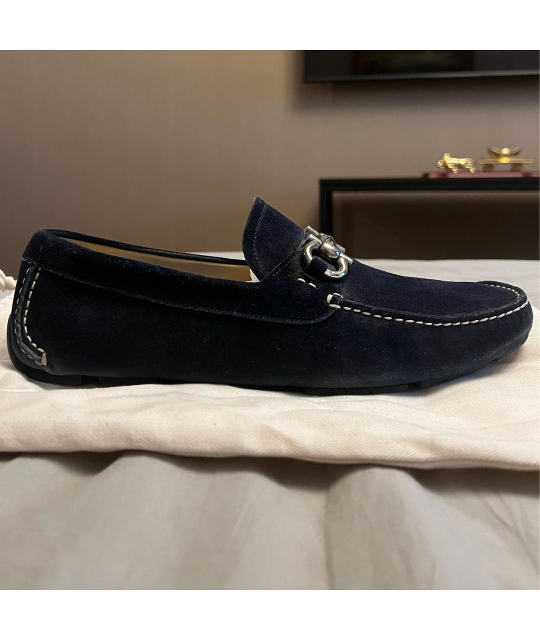 FERRAGAMO Темно-синие замшевые мокасины, фото 7