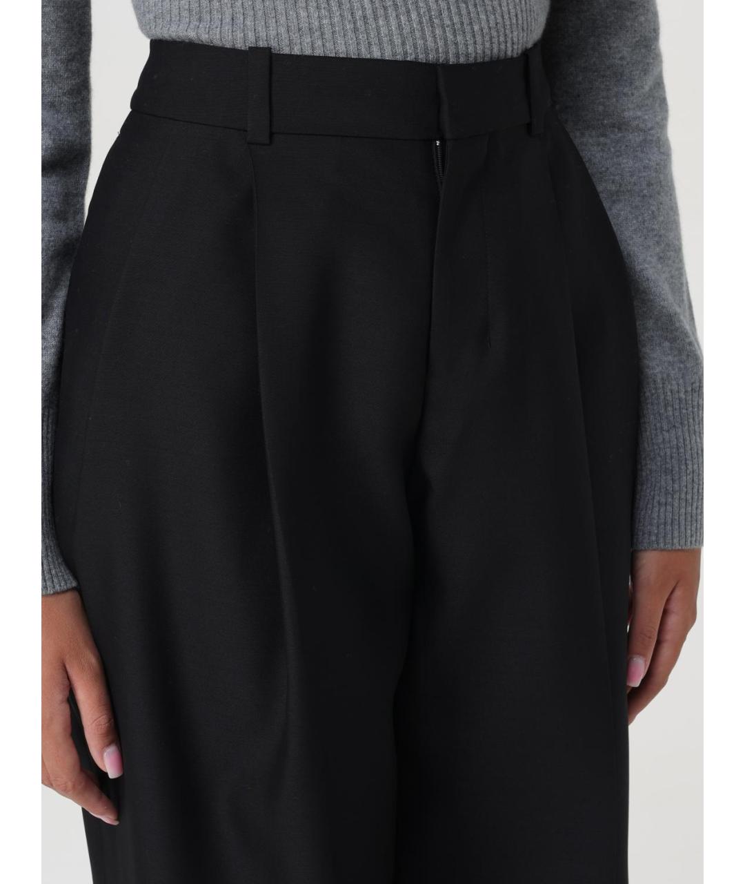 JACQUEMUS Черные хлопко-эластановые прямые брюки, фото 6