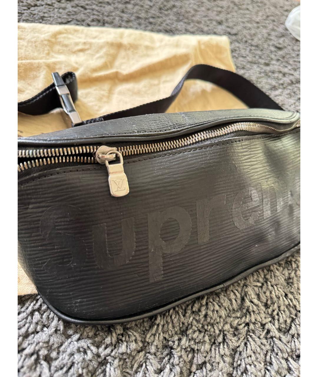 LOUIS VUITTON Черная поясная сумка из искусственной кожи, фото 2