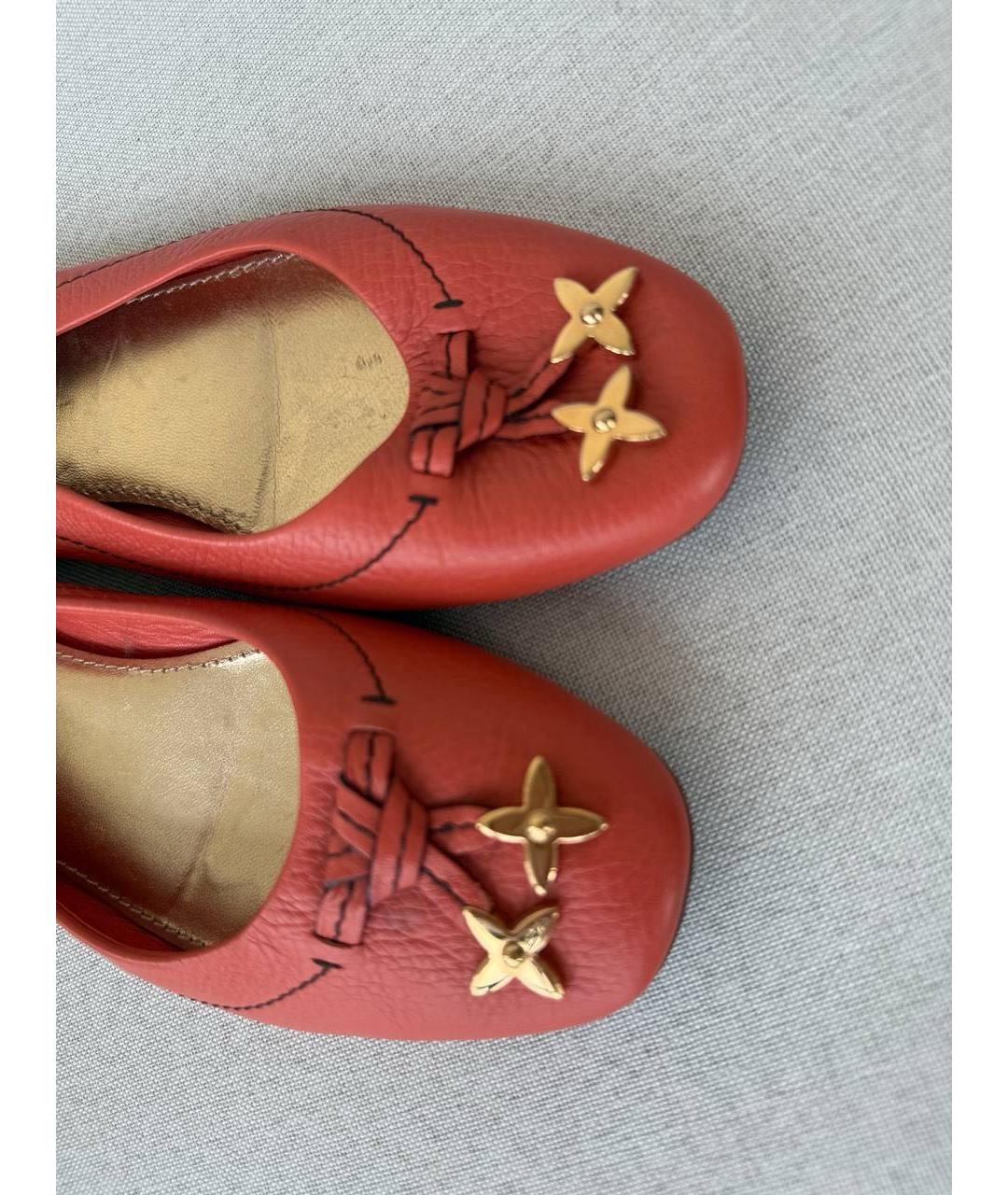 LOUIS VUITTON Коралловые кожаные балетки, фото 6