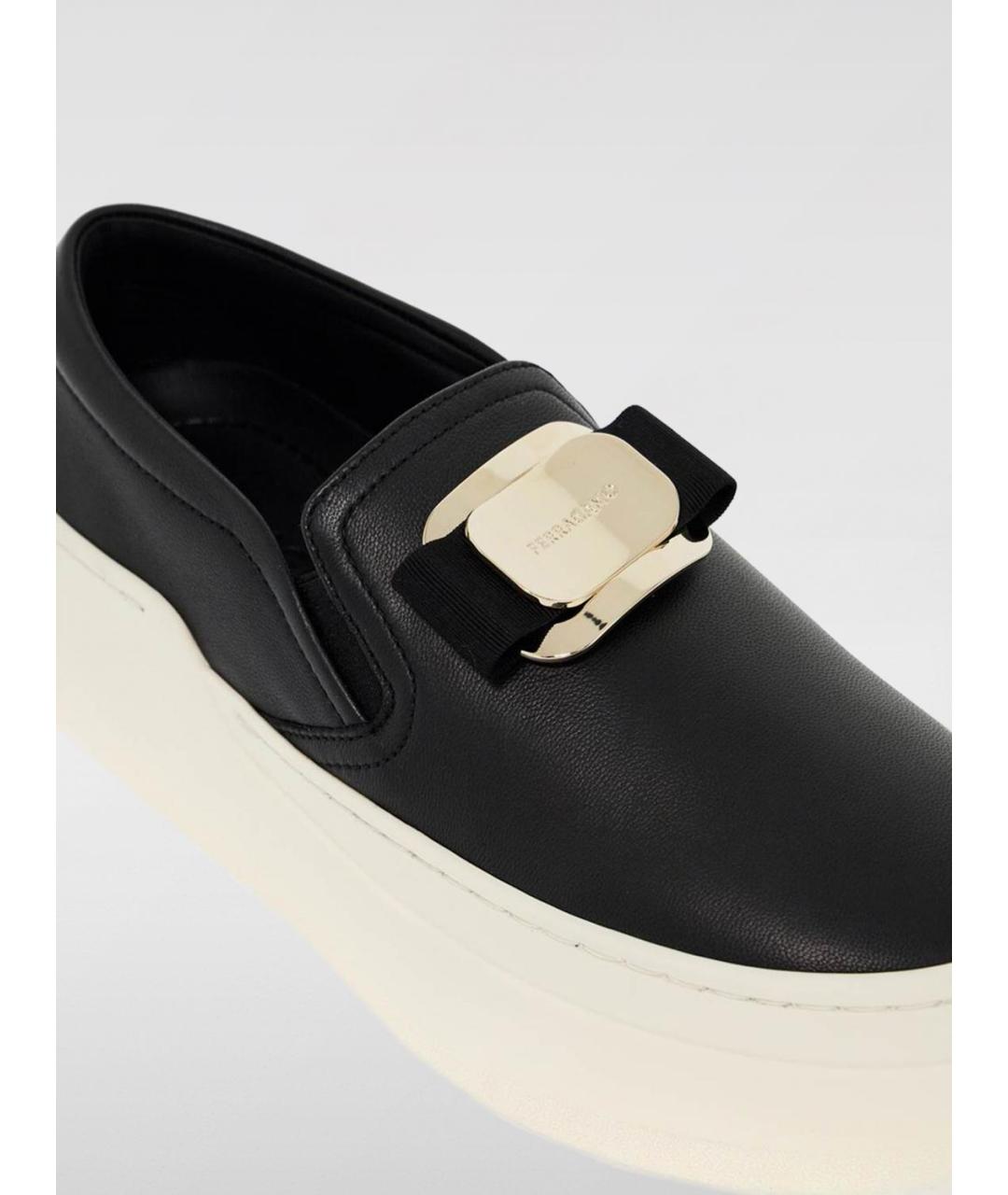 FERRAGAMO Черные кожаные слипоны, фото 3