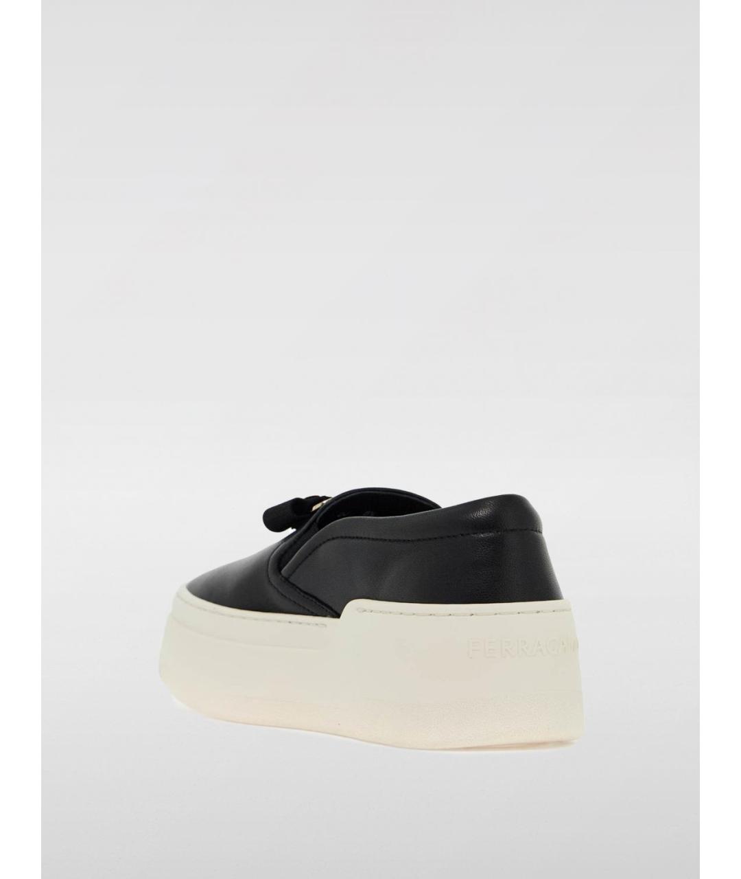 FERRAGAMO Черные кожаные слипоны, фото 2