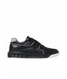 VALENTINO Низкие кроссовки / кеды