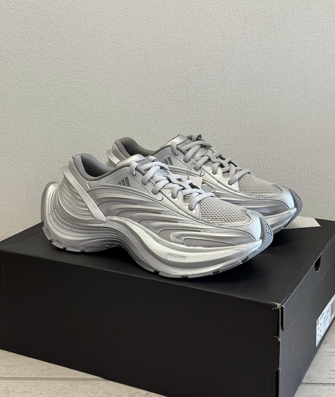ADIDAS Серебряные низкие кроссовки / кеды, фото 2