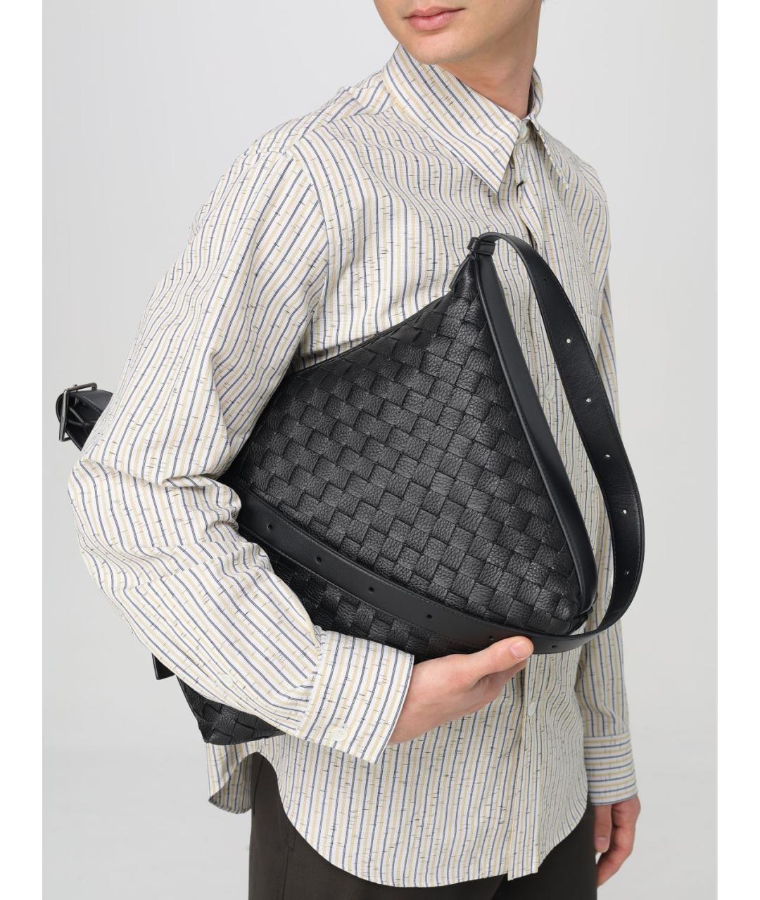 BOTTEGA VENETA Черная кожаная сумка на плечо, фото 2