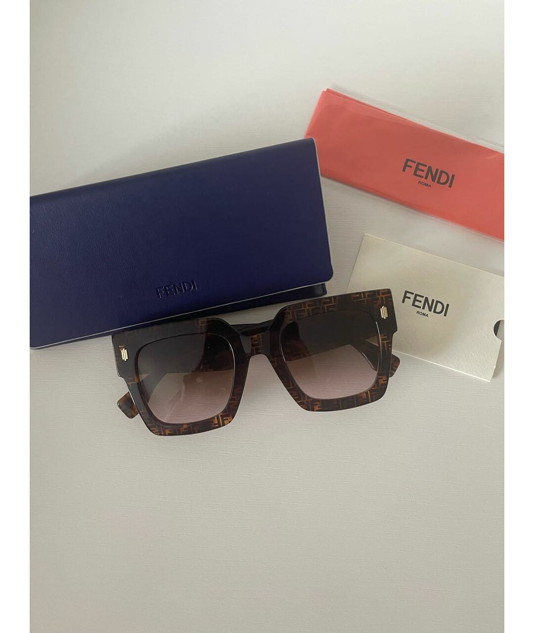 FENDI Коричневые пластиковые солнцезащитные очки, фото 4
