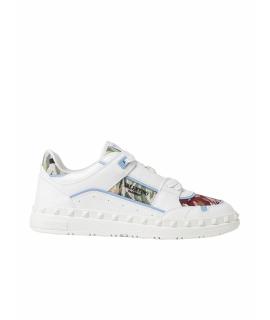 VALENTINO Низкие кроссовки / кеды