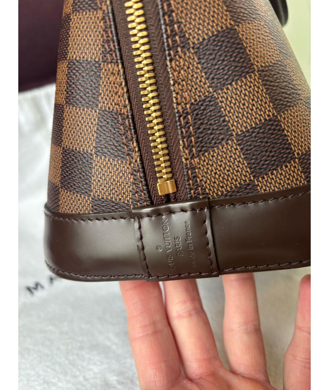 LOUIS VUITTON Коричневая сумка с короткими ручками из искусственной кожи, фото 3