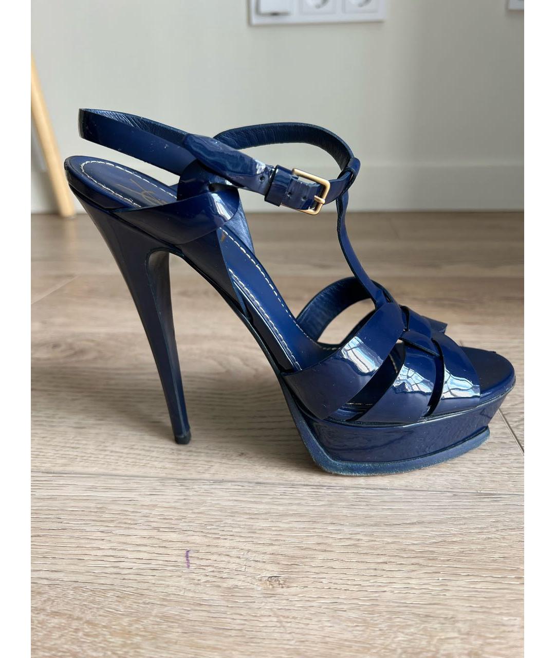 SAINT LAURENT Темно-синие босоножки из лакированной кожи, фото 8