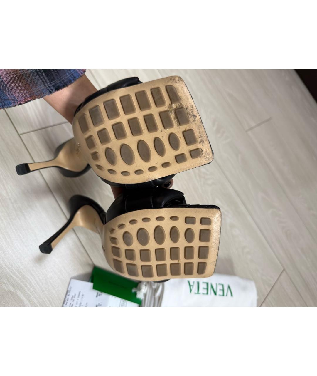 BOTTEGA VENETA Черные кожаные мюли, фото 8