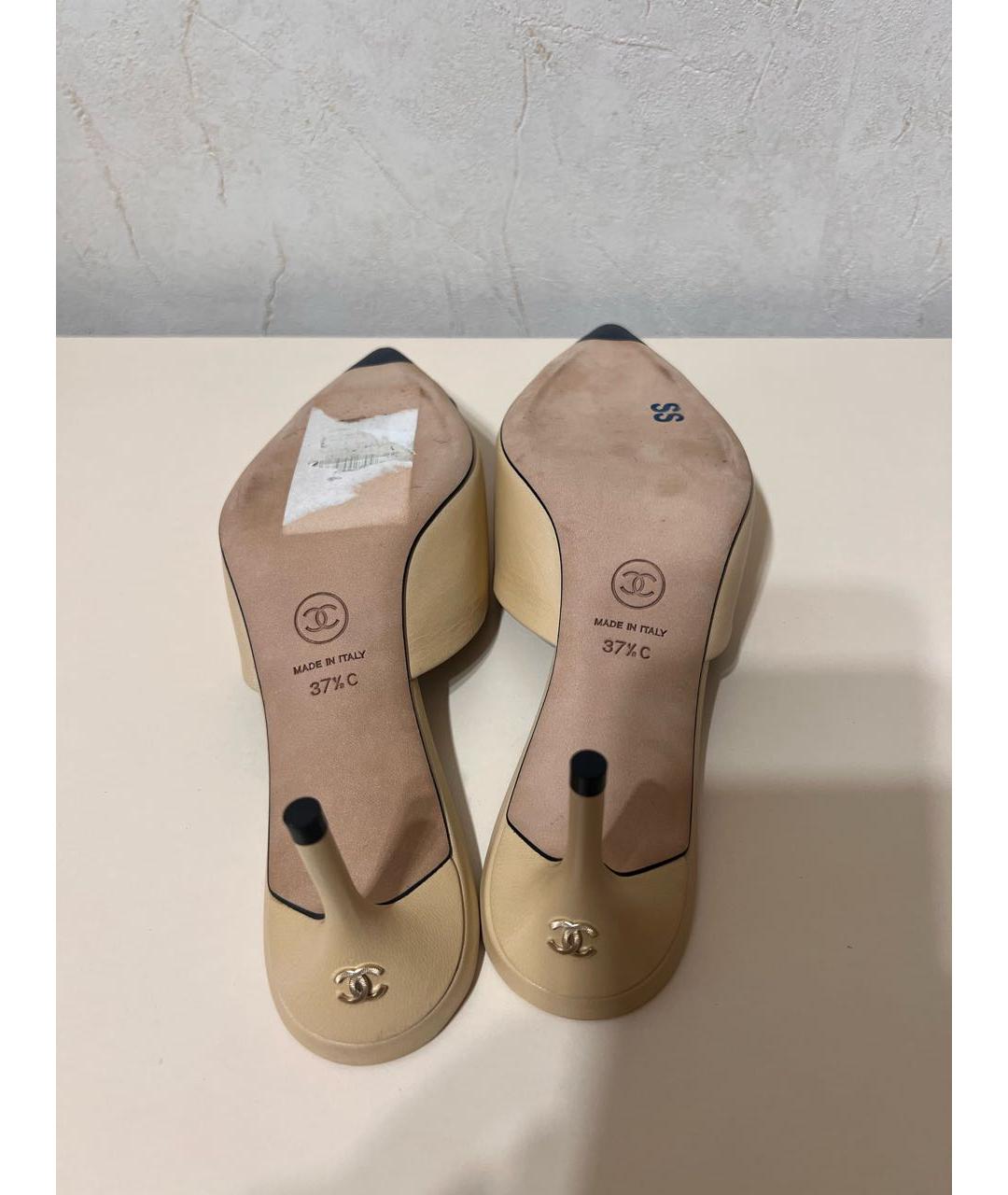 CHANEL Бежевые кожаные мюли, фото 4