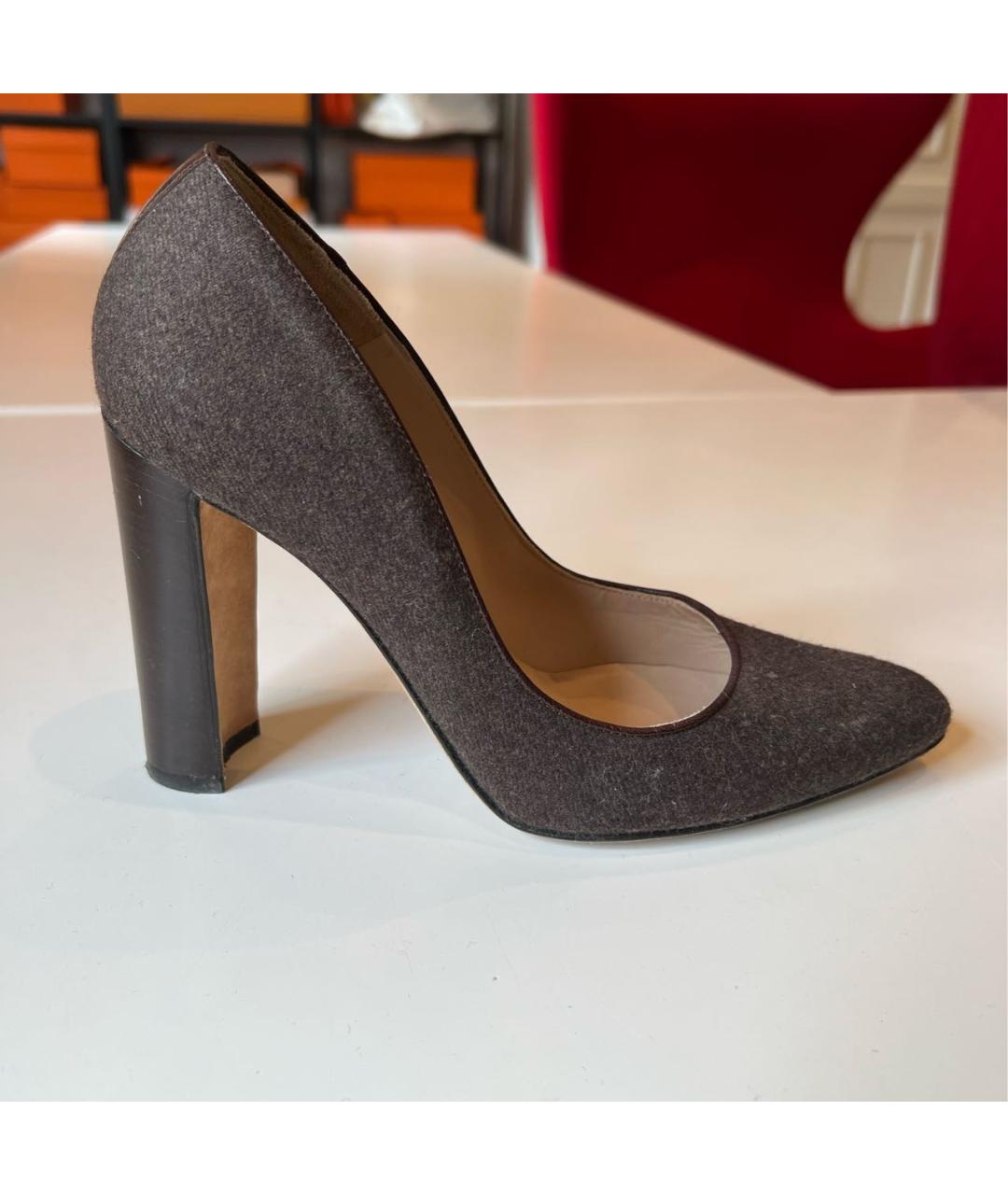 MANOLO BLAHNIK Коричневые текстильные туфли, фото 5
