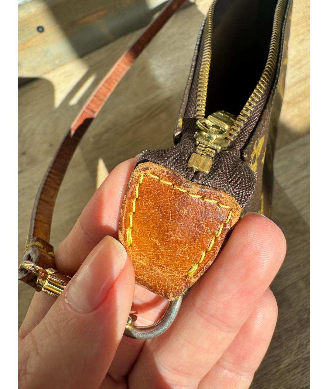 LOUIS VUITTON Коричневая сумка через плечо, фото 7