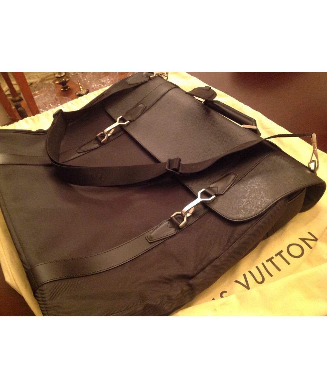 LOUIS VUITTON PRE-OWNED Черный кожаный чемодан, фото 3