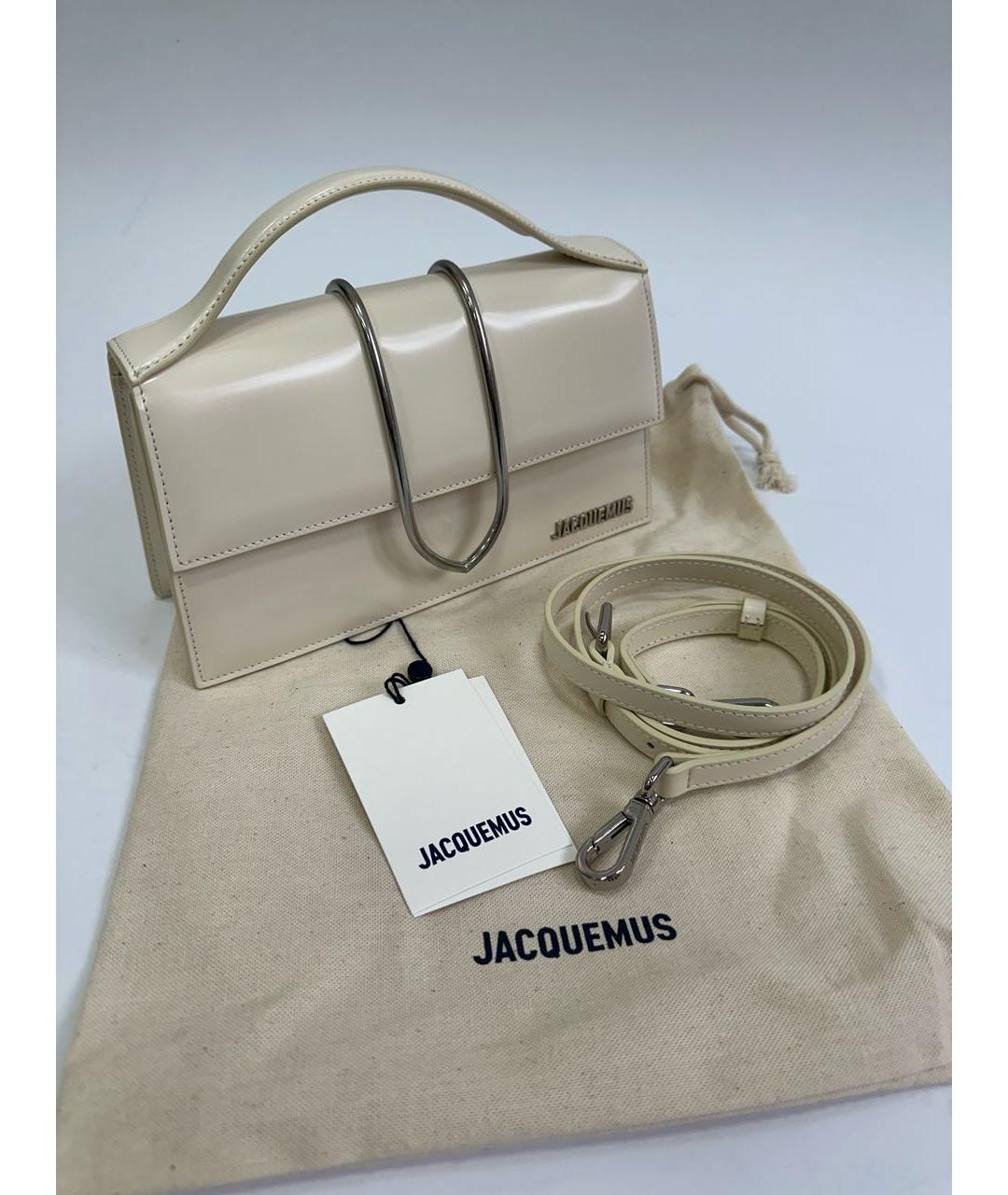 JACQUEMUS Белая сумка с короткими ручками из лакированной кожи, фото 2