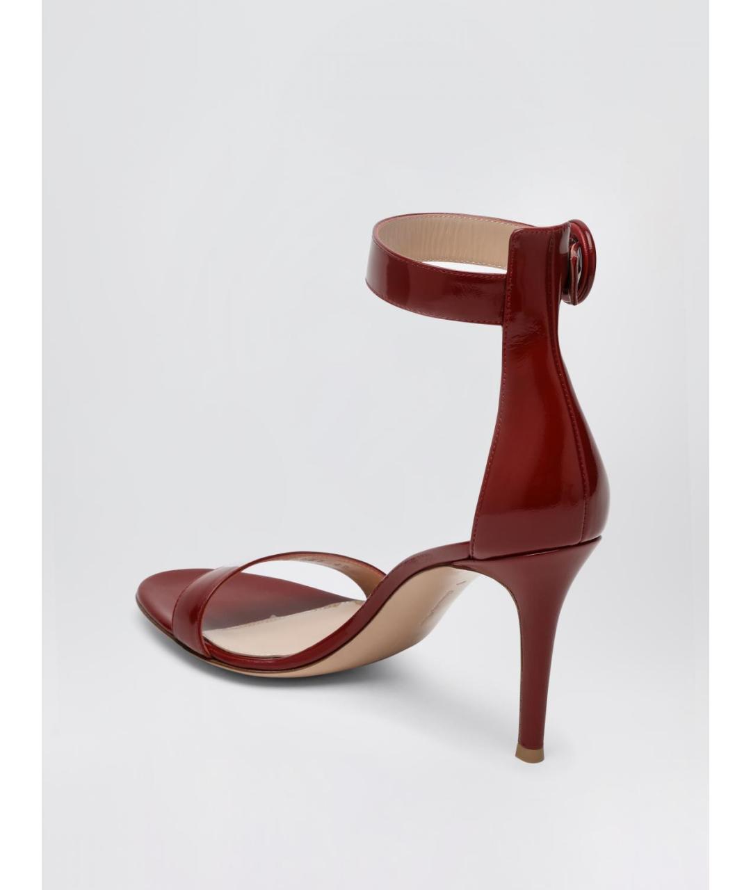 GIANVITO ROSSI Красные босоножки из лакированной кожи, фото 3
