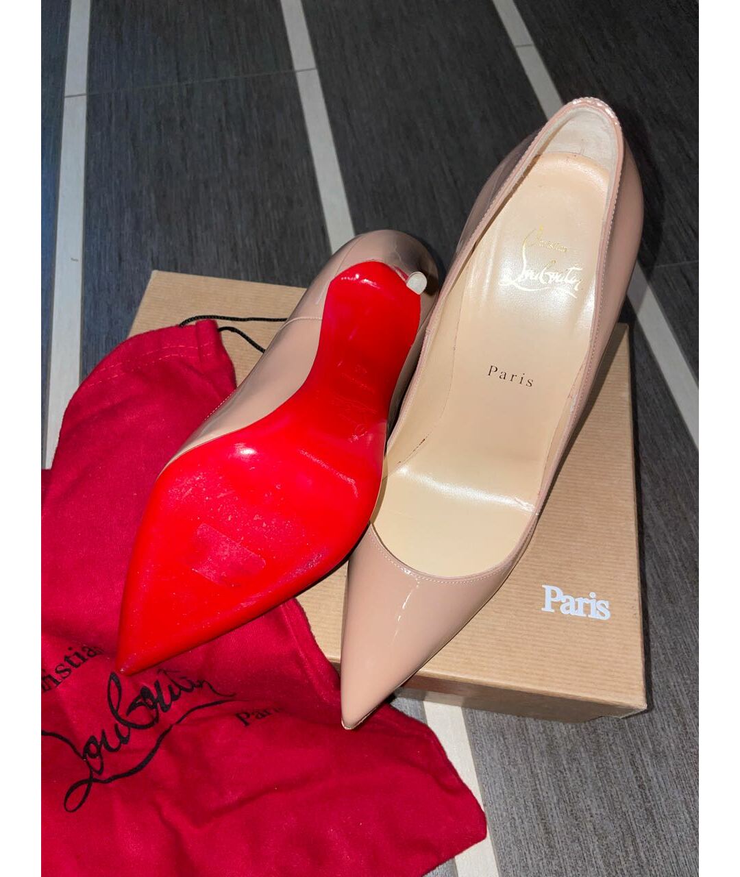 CHRISTIAN LOUBOUTIN Бежевые кожаные туфли, фото 2