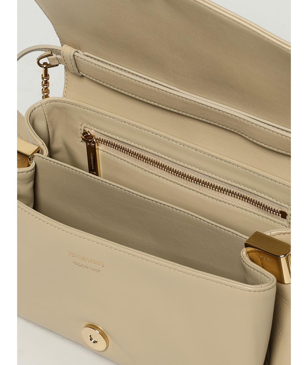FERRAGAMO Бежевая кожаная сумка через плечо, фото 5