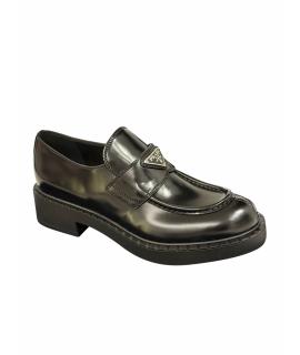 PRADA Лоферы