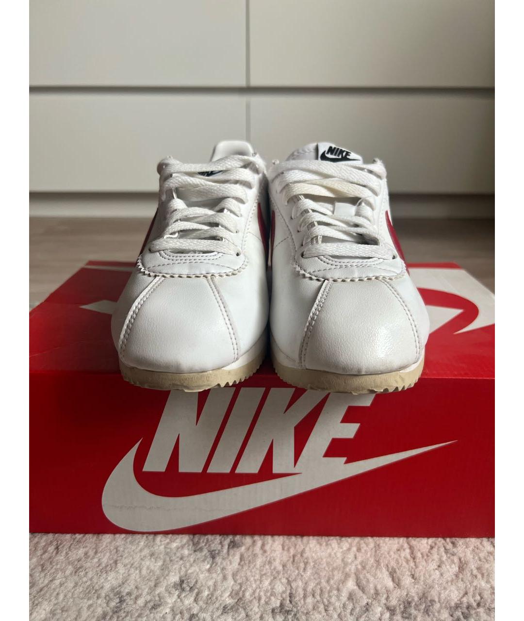 NIKE Белые кожаные кроссовки, фото 2