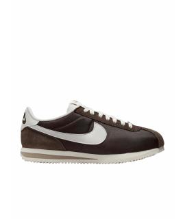 NIKE Кроссовки
